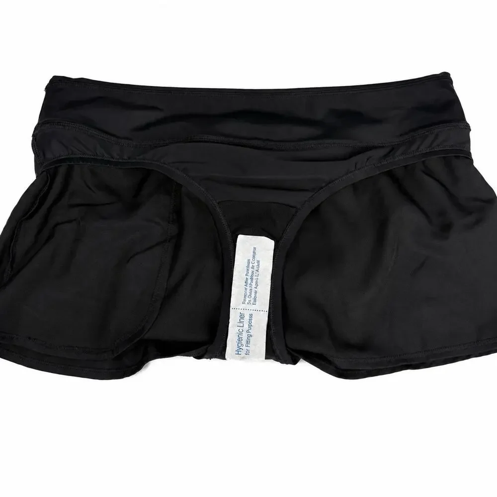 Nike Women’s Swim Skort Black Size L Athletic Swim Skirt Built-In Brief NWT
